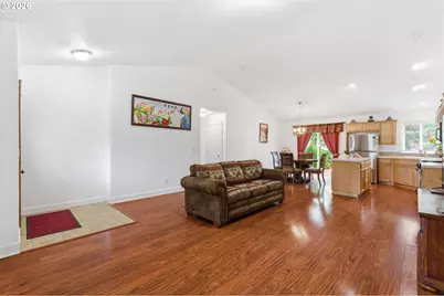 132 NW Howard Ln, Dallas, OR 97338 - Photo 9