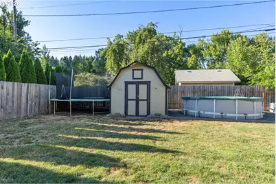 1522 Ash Ave, Cottage Grove, OR 97424 - Photo 35