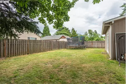 20721 NE Halsey St, Fairview, OR 97024 - Photo 35