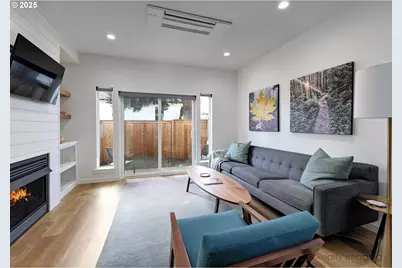 5723 S Kelly Ave, Portland, OR 97239 - Photo 5