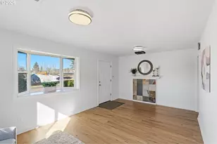 22904 SW Pine St, Sherwood, OR 97140 - Photo 7