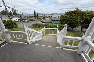 322 W D St, Rainier, OR 97048 - Photo 27