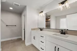 12171 SW Autumnview St, Tigard, OR 97224 - Photo 29