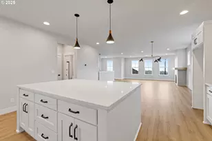 12171 SW Autumnview St, Tigard, OR 97224 - Photo 23