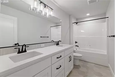 12171 SW Autumnview St, Tigard, OR 97224 - Photo 37