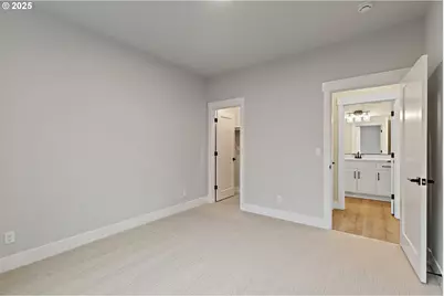 12171 SW Autumnview St, Tigard, OR 97224 - Photo 25