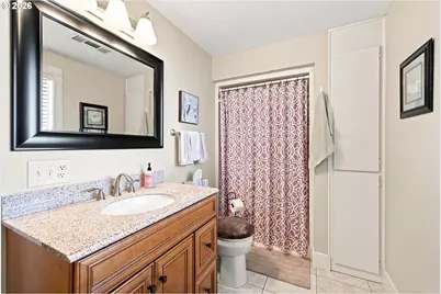 1050 Astor Way, Woodburn, OR 97071 - Photo 17