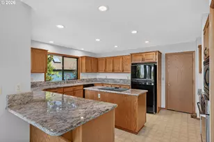 2846 Carriage Way, West Linn, OR 97068 - Photo 11