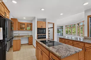 2846 Carriage Way, West Linn, OR 97068 - Photo 13