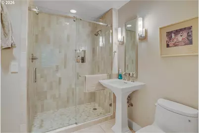 5615 SE Scenic Ln #201, Vancouver, WA 98661 - Photo 5