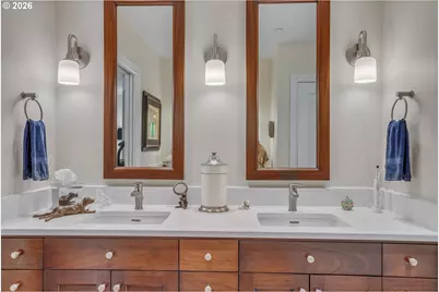 5615 SE Scenic Ln #201, Vancouver, WA 98661 - Photo 35