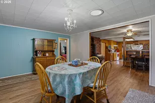 48974 SE Fairview St, Mill City, OR 97360 - Photo 5