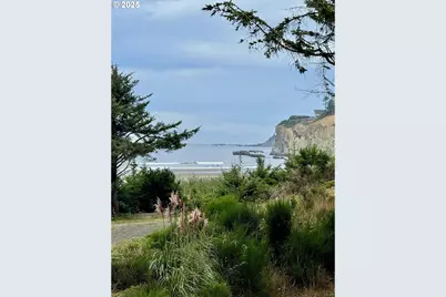 88300 Pacific Surf Ln, Bandon, OR 97411 - Photo 39