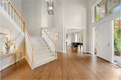 1093 Tyndall Ct, Lake Oswego, OR 97034 - Photo 5