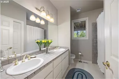 1093 Tyndall Ct, Lake Oswego, OR 97034 - Photo 41