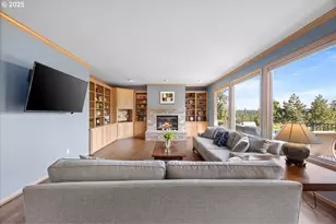 1093 Tyndall Ct, Lake Oswego, OR 97034 - Photo 13