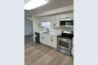 12904 NW 36th Ave, Vancouver, WA 98685 - Photo 3