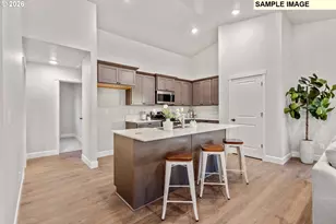 885 E Kinsley Ave, Hermiston, OR 97838 - Photo 9