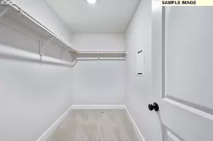 885 E Kinsley Ave, Hermiston, OR 97838 - Photo 17