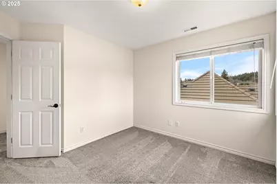 12021 SE Summer Pl, Clackamas, OR 97015 - Photo 35