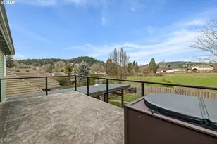 12021 SE Summer Pl, Clackamas, OR 97015 - Photo 39