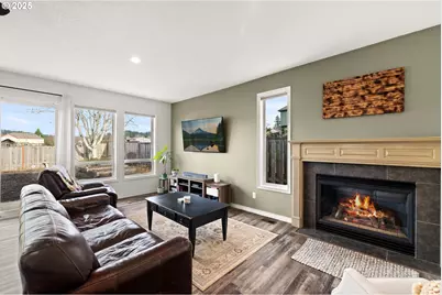 12021 SE Summer Pl, Clackamas, OR 97015 - Photo 15