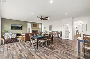 12021 SE Summer Pl, Clackamas, OR 97015 - Photo 13