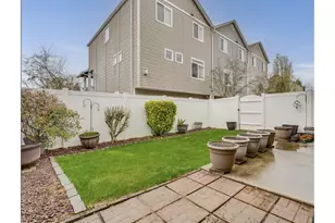 8004 NE 37th Ave, Vancouver, WA 98665 - Photo 5