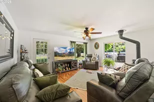 99996 Lone Pine Ln, Myrtle Point, OR 97458 - Photo 9