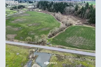 S Macksburg, Canby, OR 97013 - Photo 1