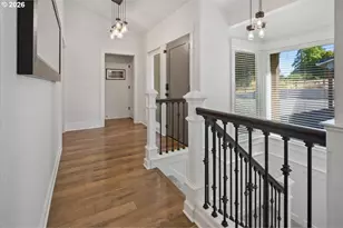 2010 SW Schaeffer Rd, West Linn, OR 97068 - Photo 3