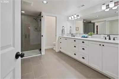 2010 SW Schaeffer Rd, West Linn, OR 97068 - Photo 39