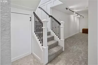 2010 SW Schaeffer Rd, West Linn, OR 97068 - Photo 33