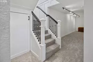 2010 SW Schaeffer Rd, West Linn, OR 97068 - Photo 33