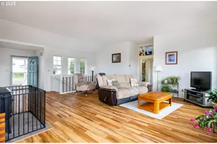 60 SE Cook Ave, Depoe Bay, OR 97341 - Photo 7