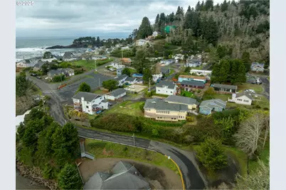 60 SE Cook Ave, Depoe Bay, OR 97341 - Photo 29
