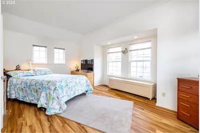 60 SE Cook Ave, Depoe Bay, OR 97341 - Photo 17