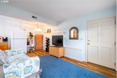 60 SE Cook Ave, Depoe Bay, OR 97341 - Photo 25