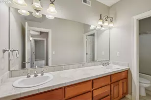 49 Essex Dr, Kelso, WA 98626 - Photo 25