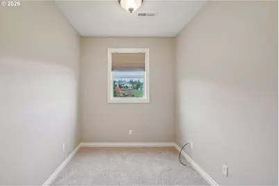 49 Essex Dr, Kelso, WA 98626 - Photo 27