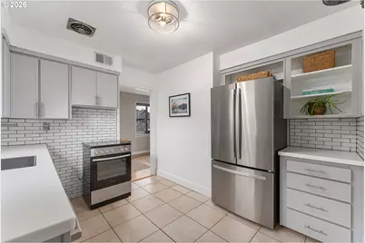 3325 NE Rosa Parks Way, Portland, OR 97211 - Photo 5