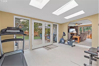 128 NE 12th Ave, Canby, OR 97013 - Photo 33