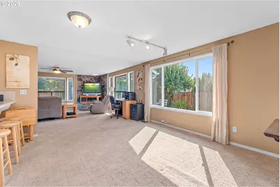 128 NE 12th Ave, Canby, OR 97013 - Photo 15