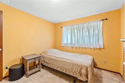 128 NE 12th Ave, Canby, OR 97013 - Photo 29