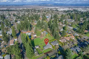 15781 NE Holladay St, Portland, OR 97230 - Photo 27
