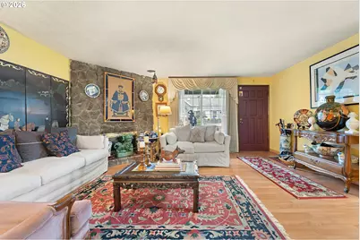 15781 NE Holladay St, Portland, OR 97230 - Photo 3