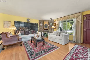 15781 NE Holladay St, Portland, OR 97230 - Photo 3