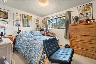 15781 NE Holladay St, Portland, OR 97230 - Photo 13