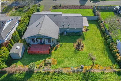 15781 NE Holladay St, Portland, OR 97230 - Photo 27