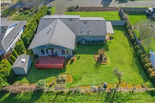 15781 NE Holladay St, Portland, OR 97230 - Photo 27